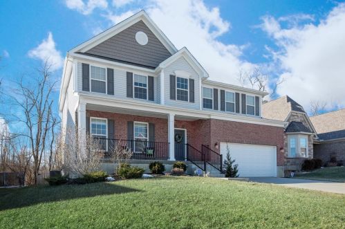 961 Burgess Ct, Cincinnati, OH 45245-7022