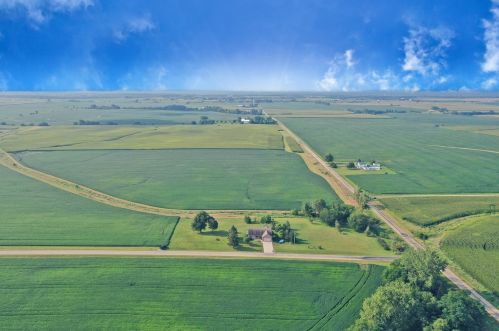 2206 32nd Rd, Marseilles, IL 61341-9467