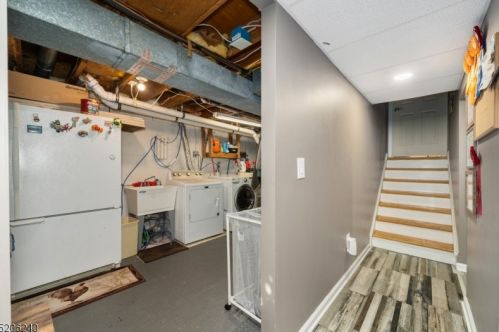 105 Carter Ter, Hackettstown NJ  07840-1002 exterior