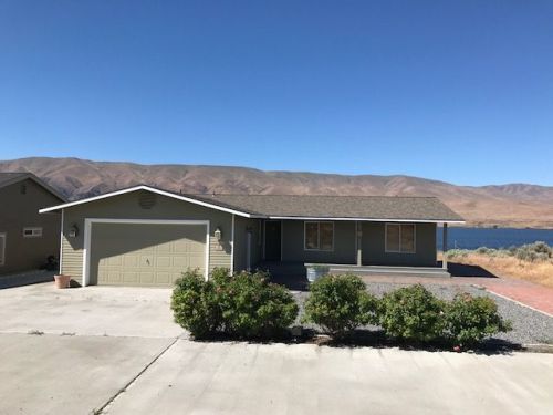 116 Lake Pl, Desert Aire, WA 99349-1903