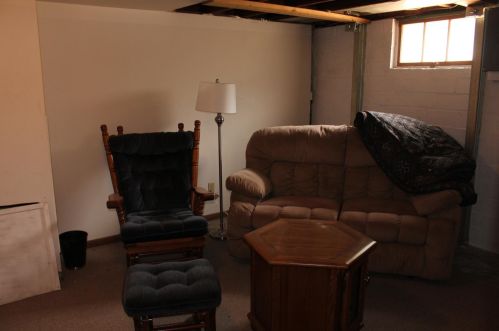 406 1st St, Marshall MN  56258-1746 exterior