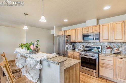 130 Elk Grove Ln, Woodland Park CO 80863-9158 exterior