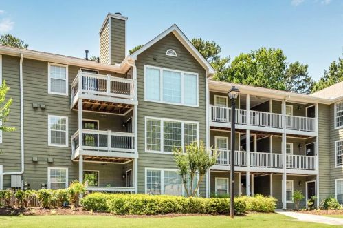 507 Berkeley Woods Dr, Duluth, GA 30096-6353