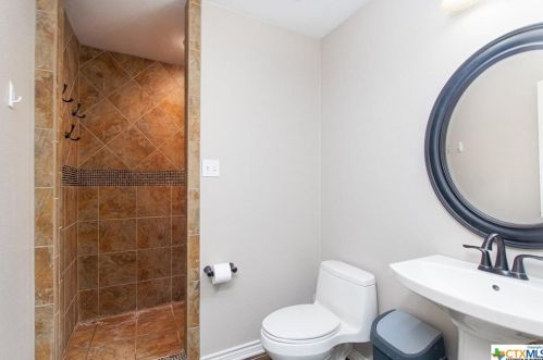 2114 Red Rock Dr, Morgans Point TX 76513-1343 exterior