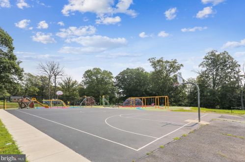 12313 Palermo Dr, Silver Spring MD 20904-1849 exterior