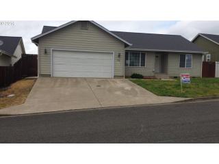 114 Umpqua View Dr, Roseburg OR  97471-5009 exterior