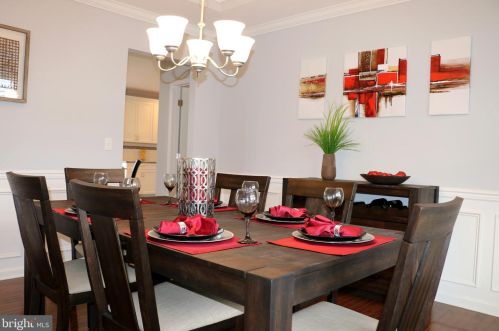 46 Stoneham Rd, Trenton NJ 08638-2746 exterior