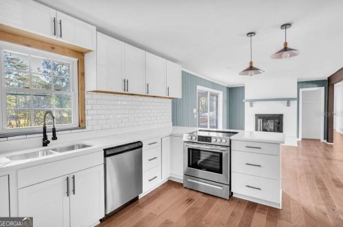 3577 Lynfield Dr, Atlanta GA  30311-2941 exterior