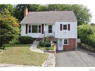 36 Chatham Dr, Norwalk, CT 06854-2529