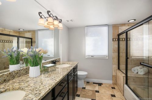 6080 Harvard Dr, Aurora CO 80227-4028 exterior