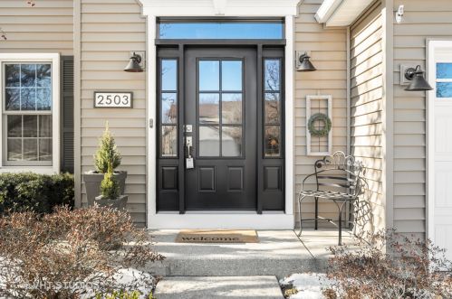 2503 Ryan Ct, Naperville, IL 60564-8910