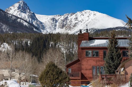 315 Chipmunk Cir, Silverthorne CO 80498-9205 exterior