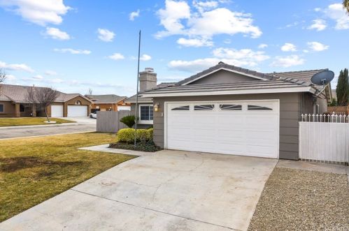 2100 Forry St, Lancaster, CA 93536-5787