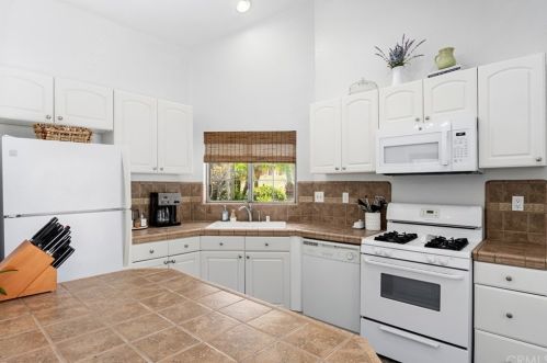 144 Birchwood St, Anaheim CA  exterior
