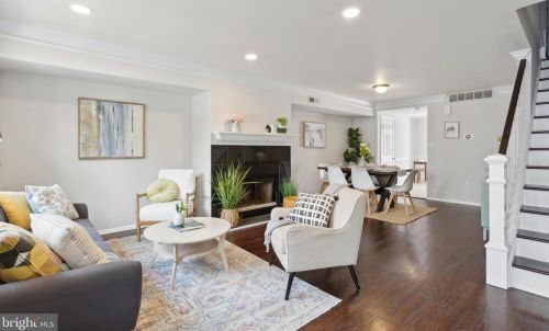 208 Dickinson St, Philadelphia, PA 19147-6004