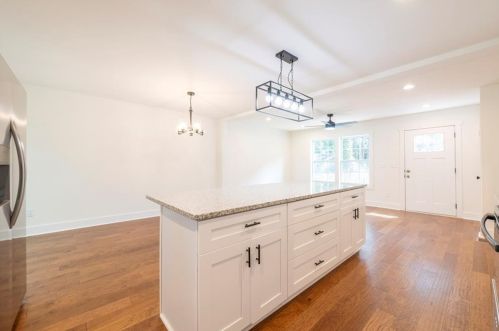 674 Charlotte Pl, Atlanta GA  30318-6375 exterior