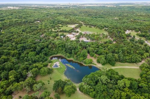 2151 Texas Plume Rd, Cedar Hill TX 75104-3602 exterior