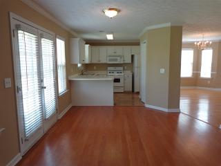3466 English Oaks Dr, Kennesaw GA  30144-5782 exterior