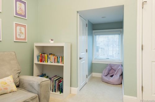 651 Dexter St, Denver CO  80220-5037 exterior