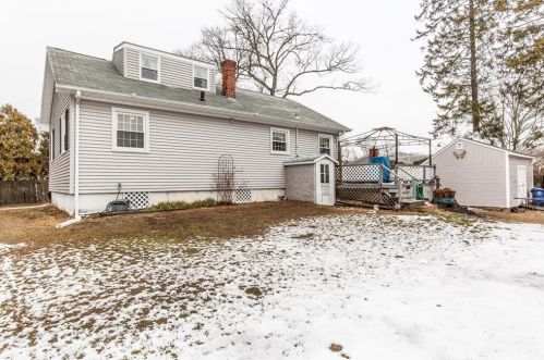 44 Killey Ave, Warwick, RI 02889-3209