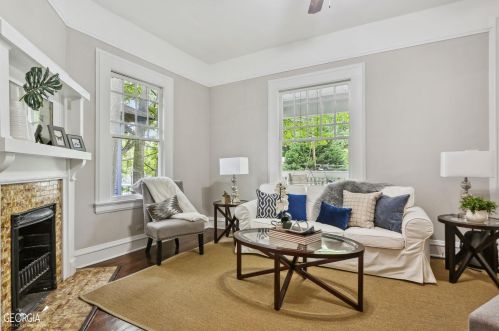 1402 Fairbanks St, Atlanta GA  30310-4324 exterior