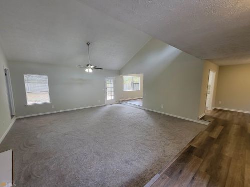 3099 Shoal Creek Ct, Rex, GA 30273-2427