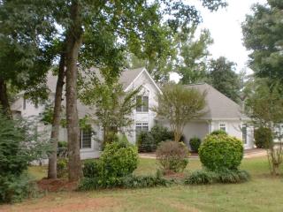 2911 Chesterfield Way, Conyers, GA 30013-2487