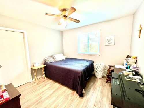 11641 Mossler St, Anaheim CA  92804-6741 exterior