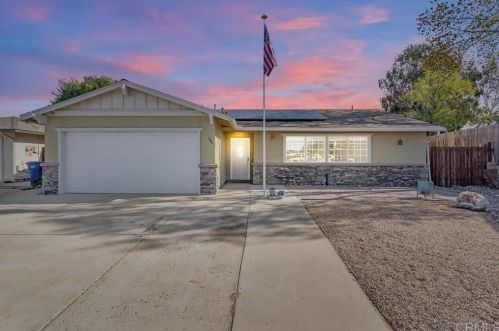 105 Bearing Ln, El Cajon, CA 92019-2020