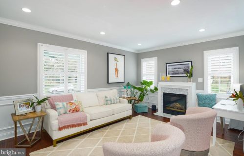 308 Linden Ave, Tavistock NJ 08033-2519 exterior