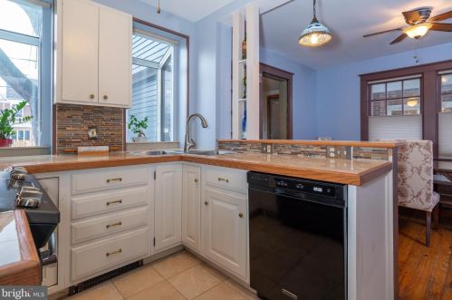 922 Virginia Ave, Lancaster PA  17603-3115 exterior