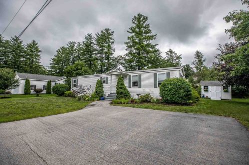 10 Pinewood Trl, Concord, NH 03301-5247