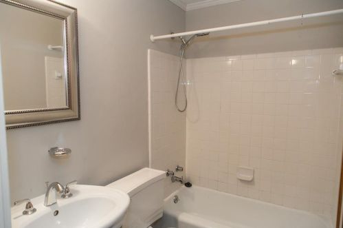115 Biscayne Dr, Atlanta GA  30309-1003 exterior
