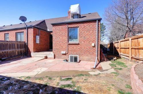 1424 Locust St, Denver CO 80222-7117 exterior