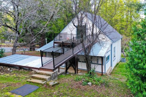 10895 Mccourtney Rd, Grass Valley, CA 95949-7665