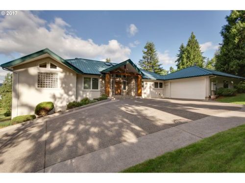 6330 Aldercrest Ct, Portland, OR 97267-3214