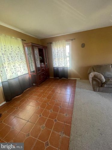 60 Petunia Ln, Willingboro, NJ 08046-2732