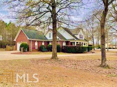 231 Willow Ridge Ln, Jackson, GA 30233-5423