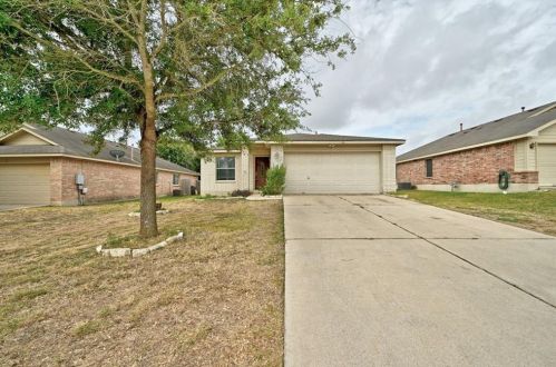 133 Star Of Texas Dr, Uhland TX  78640-5290 exterior