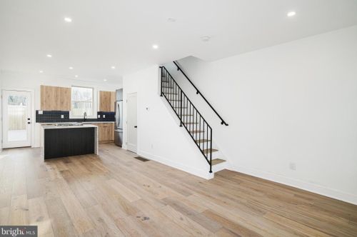 773 Cleveland St, Philadelphia PA  19146-1811 exterior