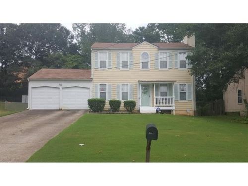 3289 Pawnee Dr, Rex, GA 30273-1073