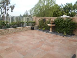 983 Calle Amable, Glendale CA  91208-3060 exterior