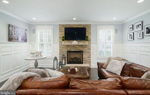 415 Washington Ave, Tavistock NJ 08033-3340 exterior