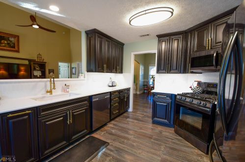 245 Creekside Cir, Hampton GA  30228-5582 exterior