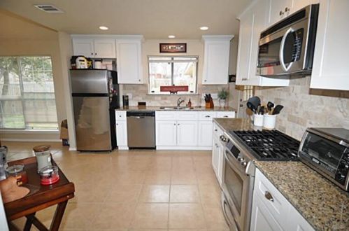 2003 Sancerre Ln, Carrollton TX  75007-2212 exterior