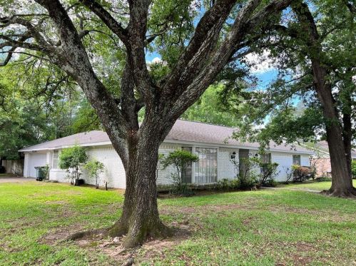 27126 Paula Ln, Conroe TX  77385-9050 exterior
