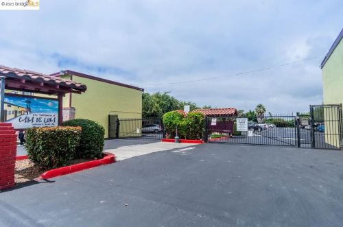22189 Garden Ave, Hayward, CA 94541-6053