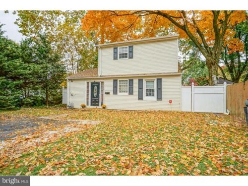 408 Trenton Ct, Media, PA 19086-7028