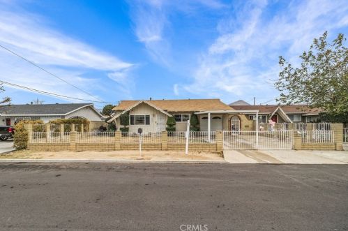 1074 Ardmore St, Riverside, CA 92507-2006