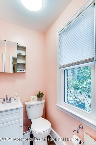 240 Wall St, Tinton Falls NJ 07724-2419 exterior